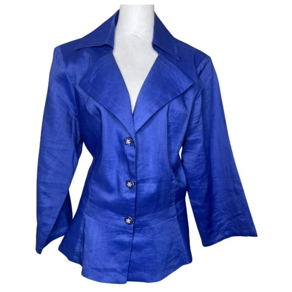La Rea Collection features this